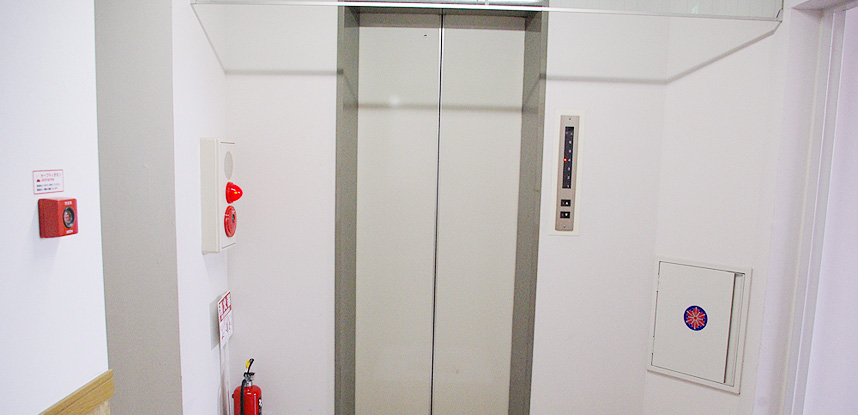 仙台市宮城野区 レンタル収納スペース エレベーター